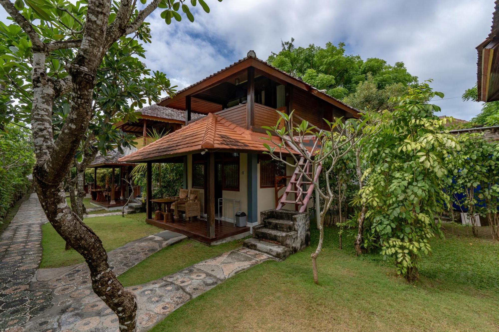 Ketut Losmen Bungalows Lembongan Buitenkant foto