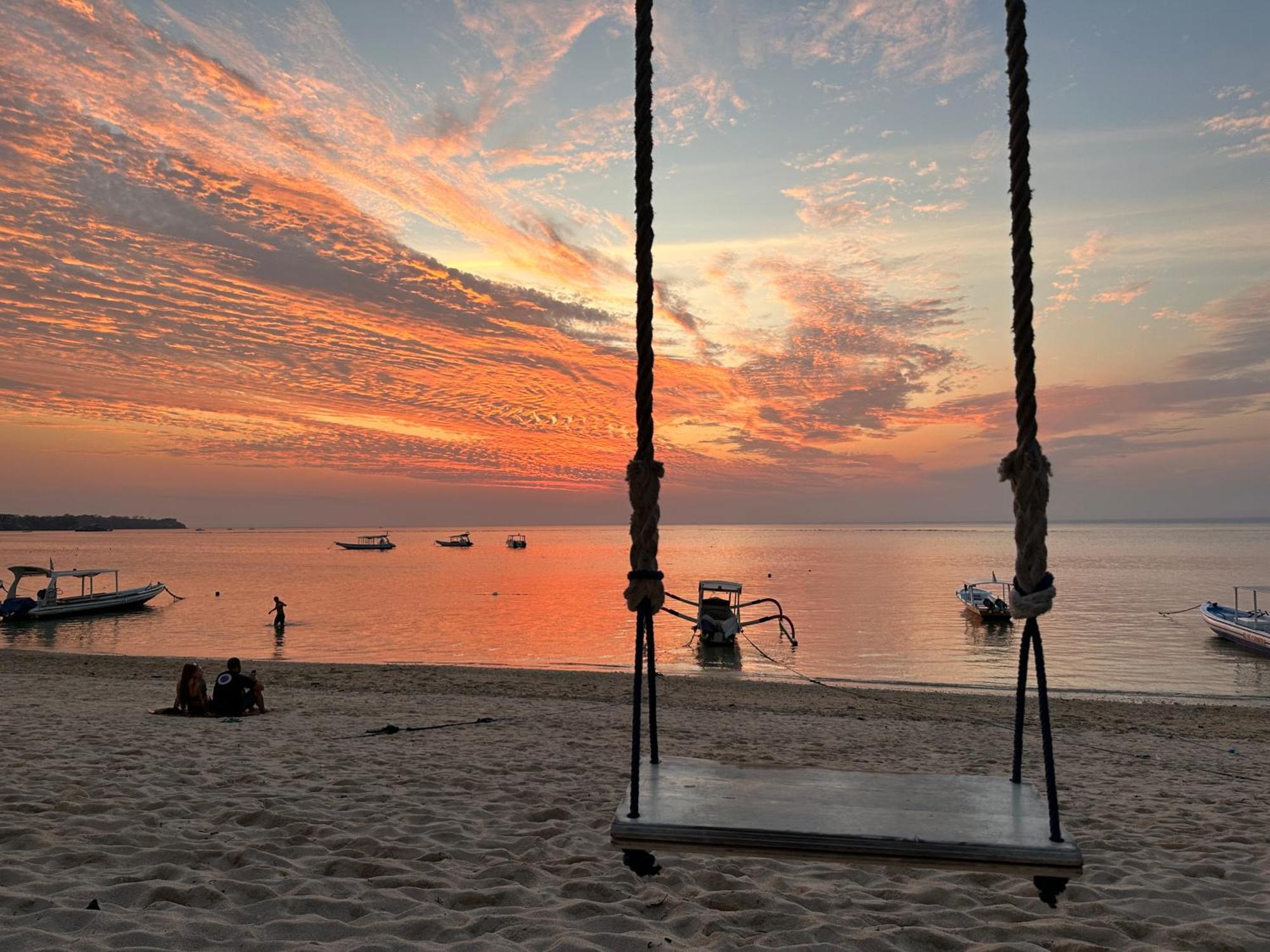 Ketut Losmen Bungalows Lembongan Buitenkant foto