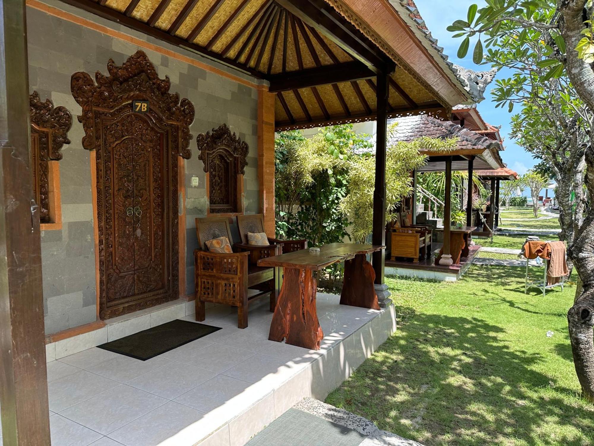 Ketut Losmen Bungalows Lembongan Buitenkant foto