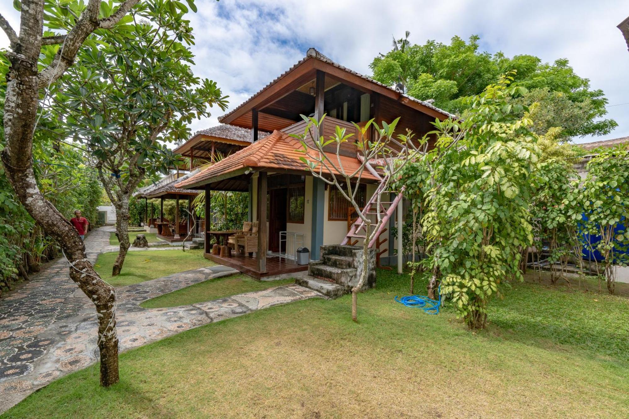 Ketut Losmen Bungalows Lembongan Buitenkant foto