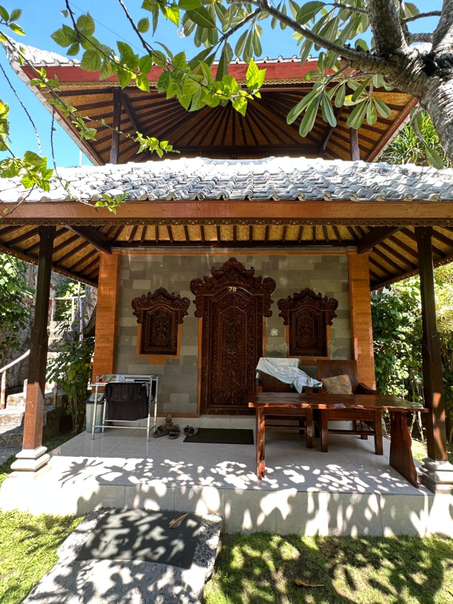 Ketut Losmen Bungalows Lembongan Buitenkant foto