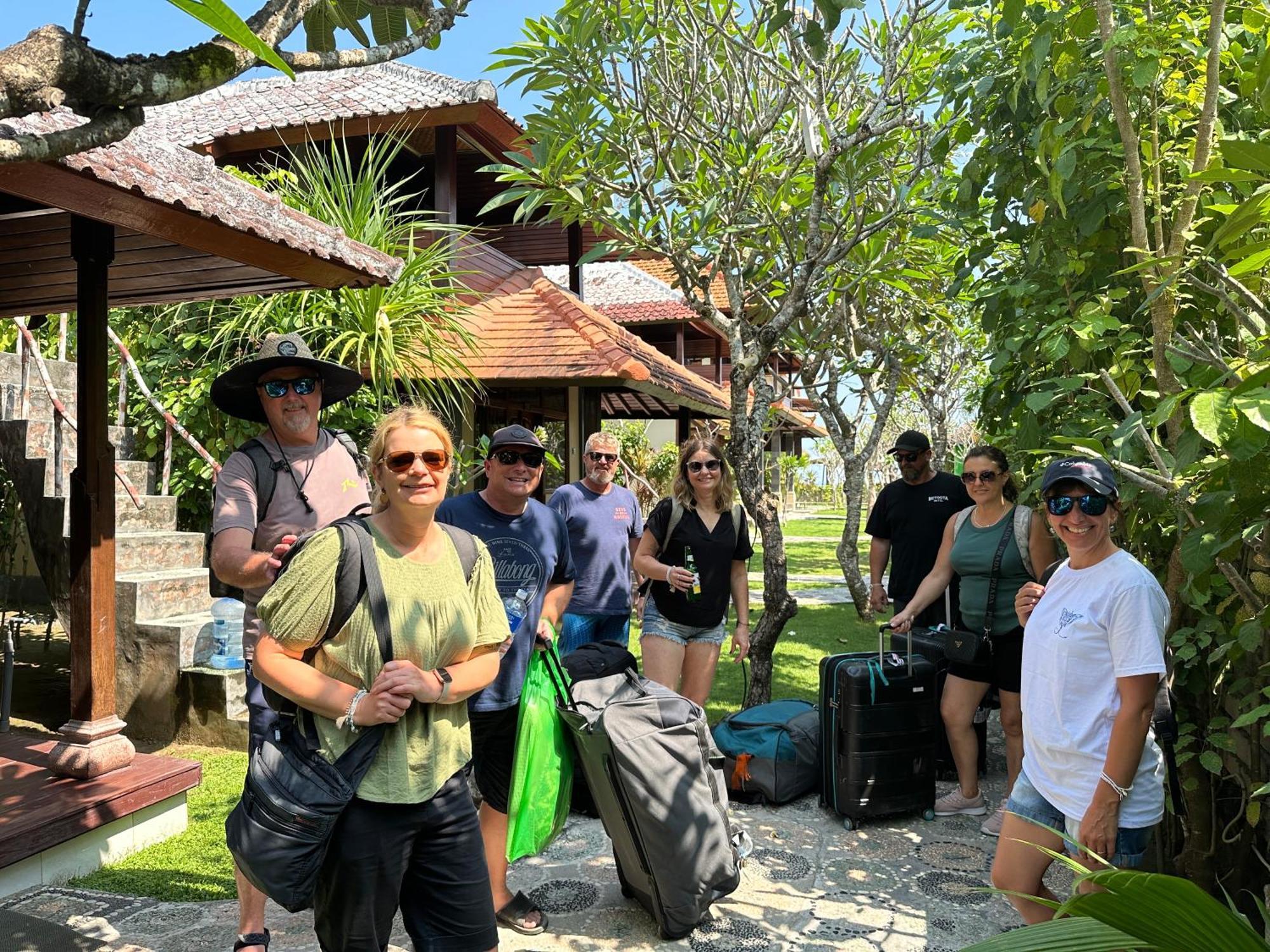 Ketut Losmen Bungalows Lembongan Buitenkant foto